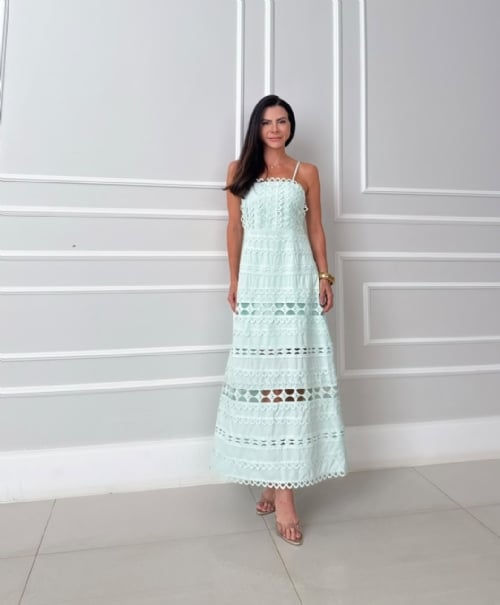 VESTIDO LILA