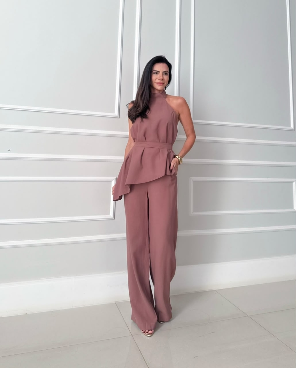 CONJUNTO LAIS