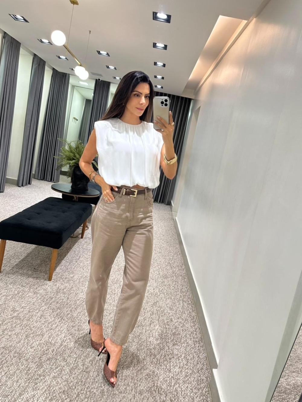 CROPPED LAILA